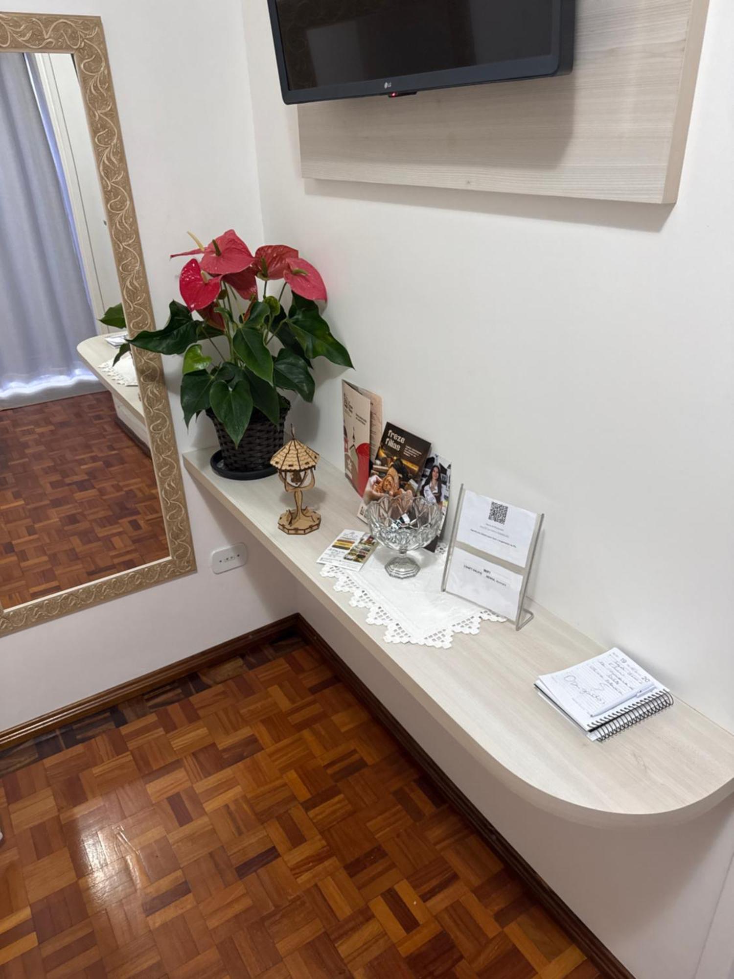 Hospedaria Da Salete Treze Tílias 外观 照片
